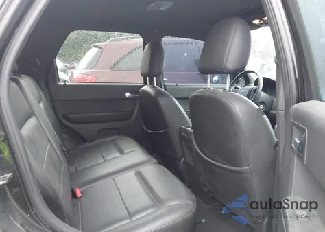 2008 Ford Escape Limited z USA, uszkodzony, nr VIN 1FMCU94138KA71570